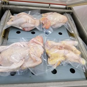 Alternative view of Gà tre thả vườn làm sạch_Gói 0.45-0.5kg